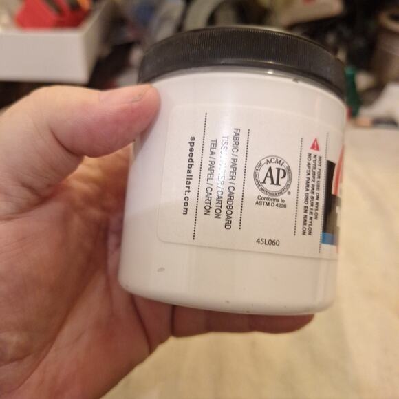 Fabric Screen Printing Ink for T-Shirt and Silkscreen 4 fl oz White Unopened - Picture 4 of 5